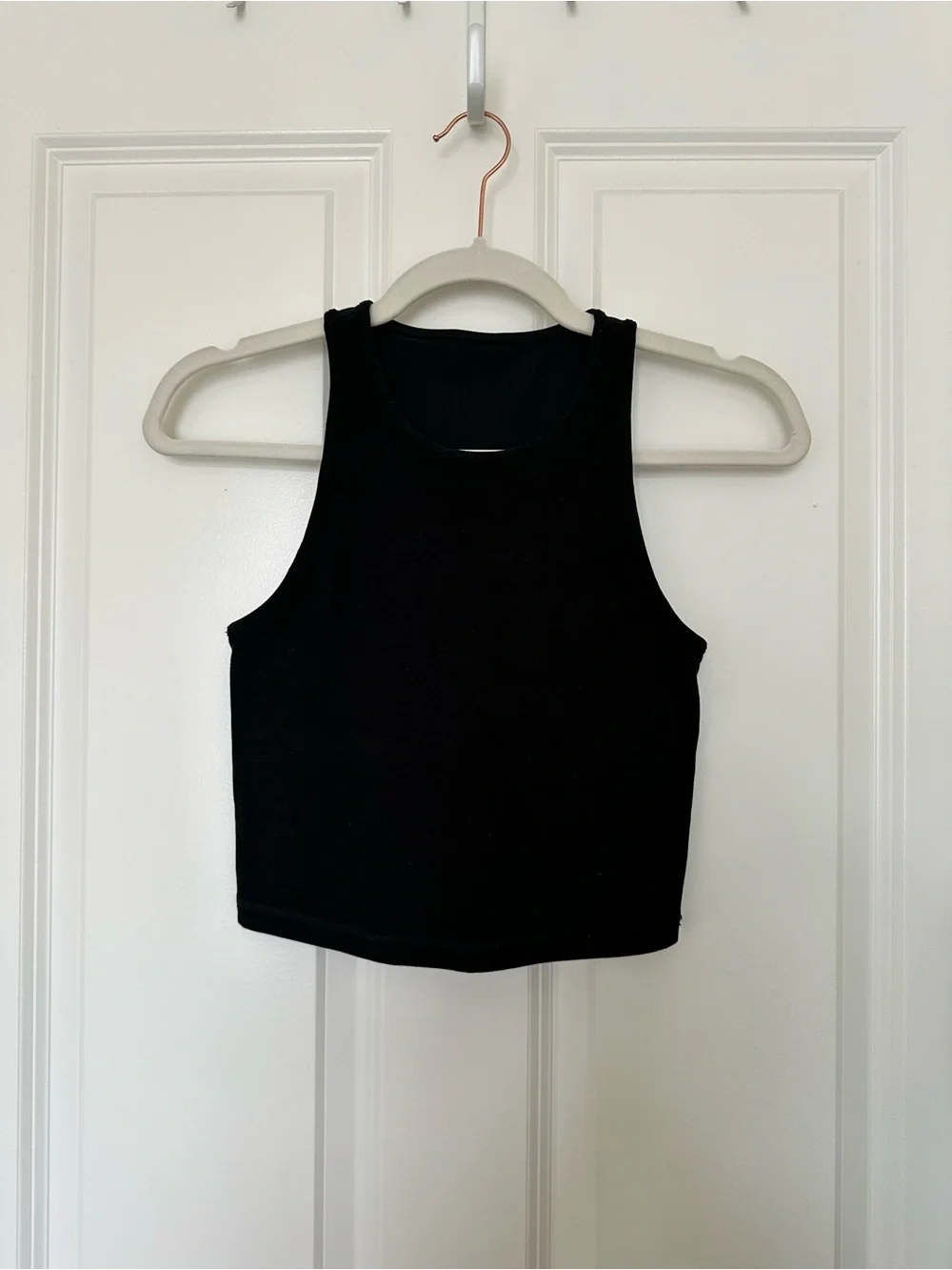 Vuori Black Ribbed Racerback Tank - Picture 2 of 2